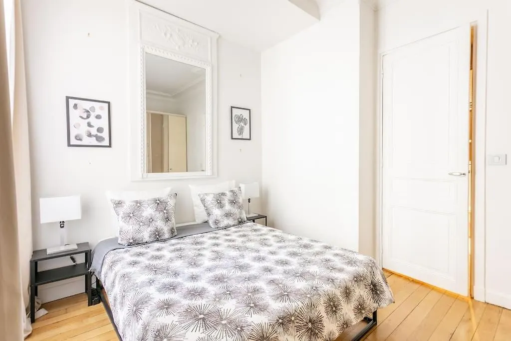 Elegant Appartement Haussmannien De Luxe Proche Du Trocadero Et De La Tour Eiffel Paris France