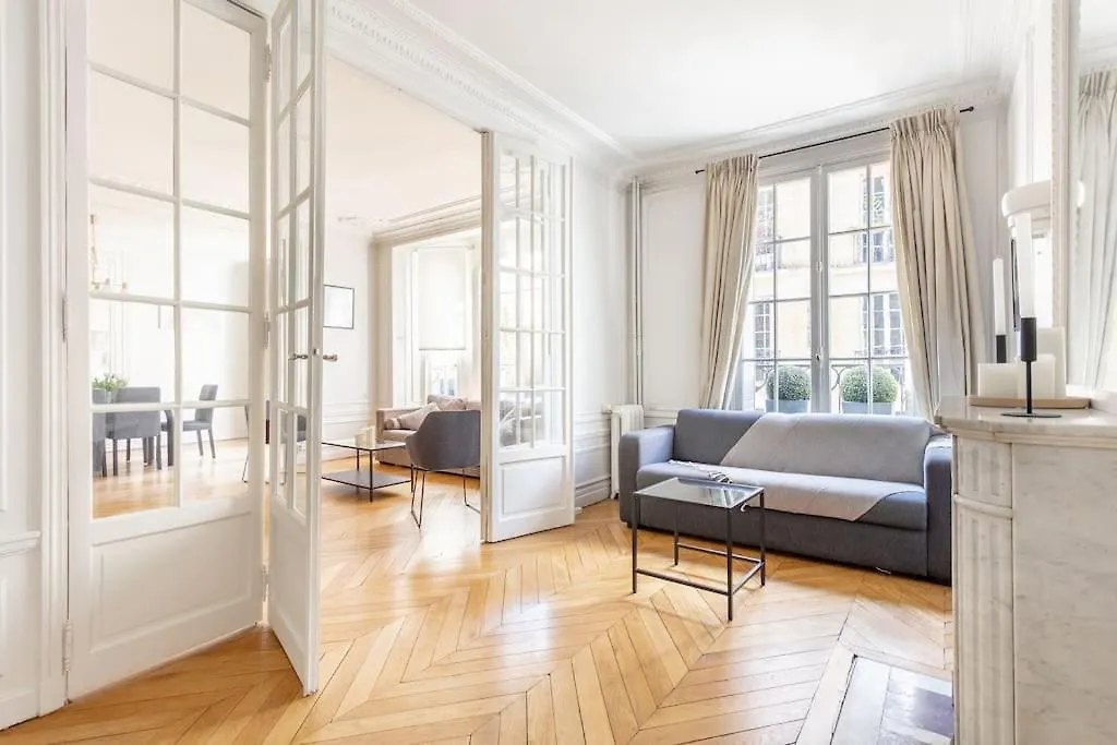 Elegant Appartement Haussmannien De Luxe Proche Du Trocadero Et De La Tour Eiffel Paris Apartment